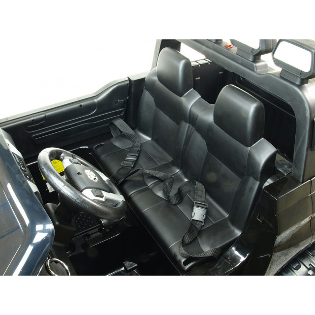 Najväčšie elektrické autíčko Toyota Thundra 24V s 2.4G DO,otváracími dverami,USB, TF,Mp3,LED svetlami, svietiaciou rampou,čierne