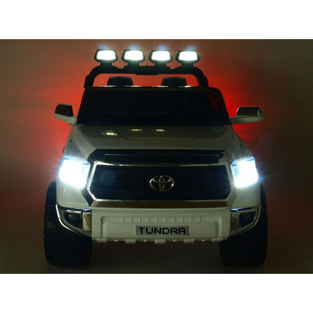 Najväčšie elektrické autíčko Toyota Thundra 24V s 2.4G DO,otváracími dverami,USB, TF,Mp3,LED svetlami, svietiaciou rampou,čierne
