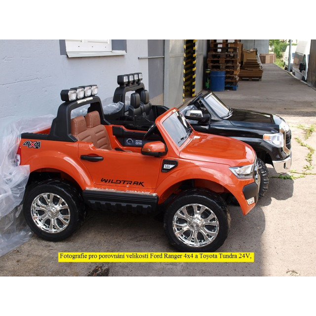 Najväčšie elektrické autíčko Toyota Thundra 24V s 2.4G DO,otváracími dverami,USB, TF,Mp3,LED svetlami, svietiaciou rampou,čierne