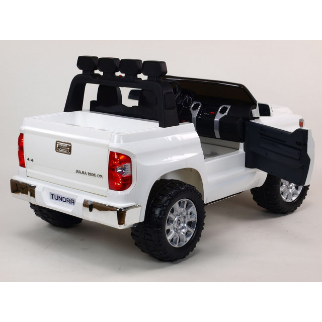 Najväčšie elektrické autíčko Toyota Thundra 24V s 2.4G DO,otváracími dverami,USB, TF,Mp3,LED svetlami, svietiaciou rampou,čierne