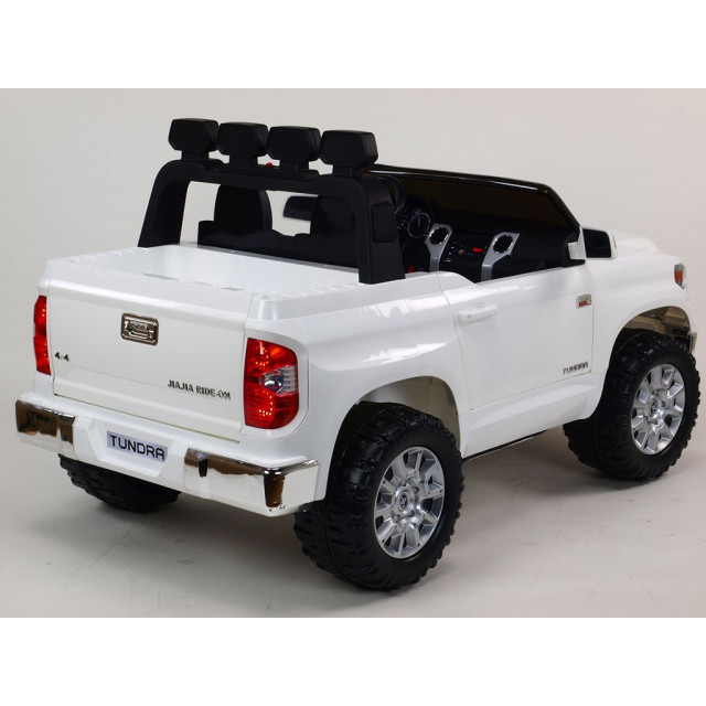 Najväčšie elektrické autíčko Toyota Thundra 24V s 2.4G DO,otváracími dverami,USB, TF,Mp3,LED svetlami, svietiaciou rampou,čierne