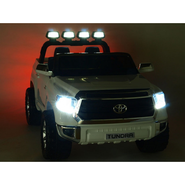 Najväčšie elektrické autíčko Toyota Thundra 24V s 2.4G DO,otváracími dverami,USB, TF,Mp3,LED svetlami, svietiaciou rampou,čierne