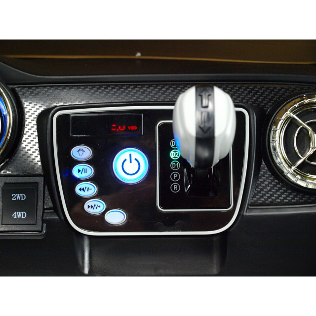 Mercedes – Benz X-Class 4x4, 2-miestný pick up s 2.4G DO, plynulým rozjazdom,USB, čalunením, EVA kolesami, modrá metalíza