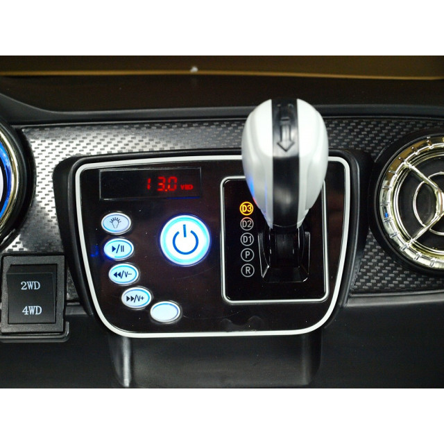 Mercedes – Benz X-Class 4x4, 2-miestný pick up s 2.4G DO, plynulým rozjazdom,USB, čalunením, EVA kolesami, modrá metalíza