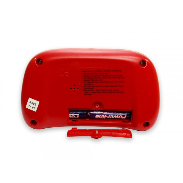 BMW X6 s 2,4G bluetooth DO, EVA kolesami, otváracími dverami,12V, čalunenou vyšívanou sedačkou, lakované čiernou farbou