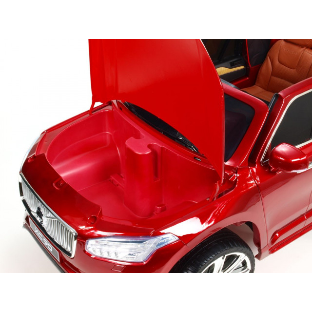 Volvo XC 90 s 2,4G DO, kľúče,Eva kolesá, otváracie dvere,čalunená sedačka,USB,FM,lakované strieborné