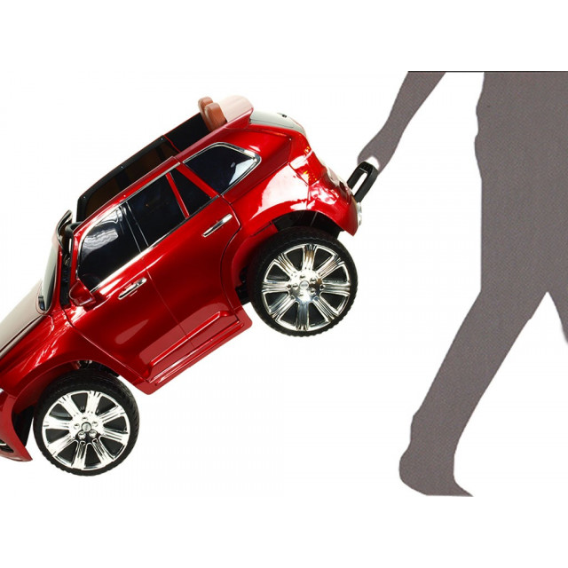 Volvo XC 90 s 2,4G DO, kľúče,Eva kolesá, otváracie dvere,čalunená sedačka,USB,FM,lakované strieborné