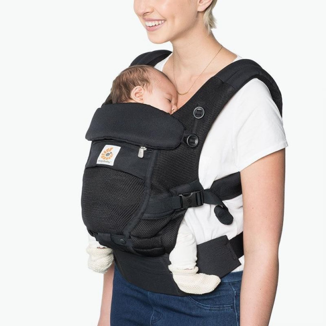 ERGOBABY | NOSIČ ADAPT - BLACK