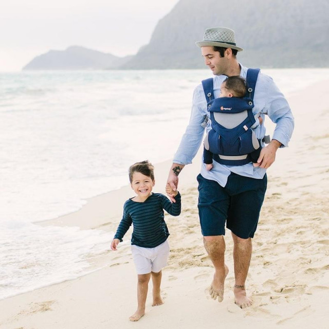 ERGOBABY | NOSIČ 360 - BLACK & CAMEL