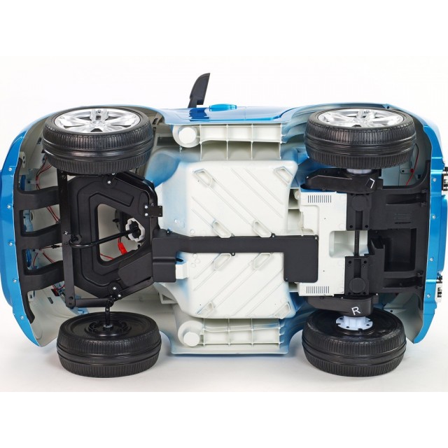 BMW X6 s 2,4G bluetooth DO, EVA kolesami, otváracími dverami,12V, čalunenou vyšívanou sedačkou, lakované čiernou farbou