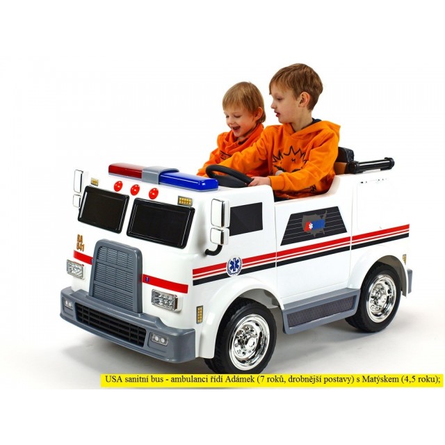 Dvojmiestný policajný bus 4x4 s 2,4 G DO, megafónom, sirénou, majákom, USB, MP3, voltmetrom, EVA kolesami