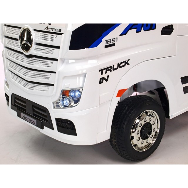 Elektrické auticko tahač Mercedes Actros 4x4