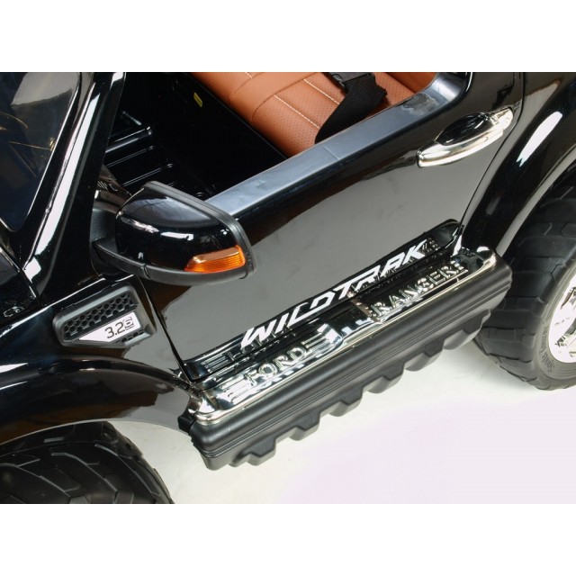 Ford Ranger Wildtrak 4x4 náhon EVA kolies, s 2,4 G DO,bluetooth,FM,USB,TF,pérovaním,otváracími dverami-kapotou,2xbatéria