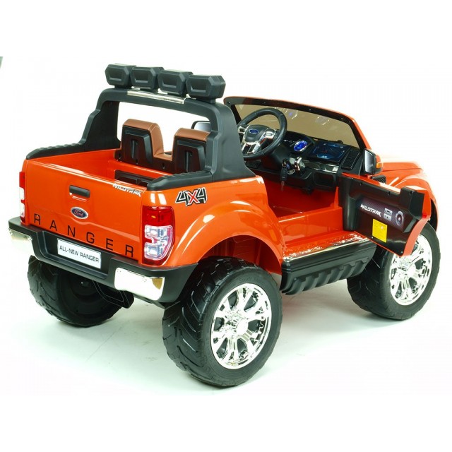 Ford Ranger Wildtrak 4x4 náhon EVA kolies, s 2,4 G DO,bluetooth,FM,USB,TF,pérovaním,otváracími dverami-kapotou,2xbatéria