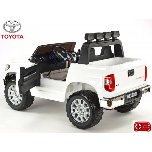 Elektrický džíp Toyota Tundra, stredná veľkosť, dvojmiestna