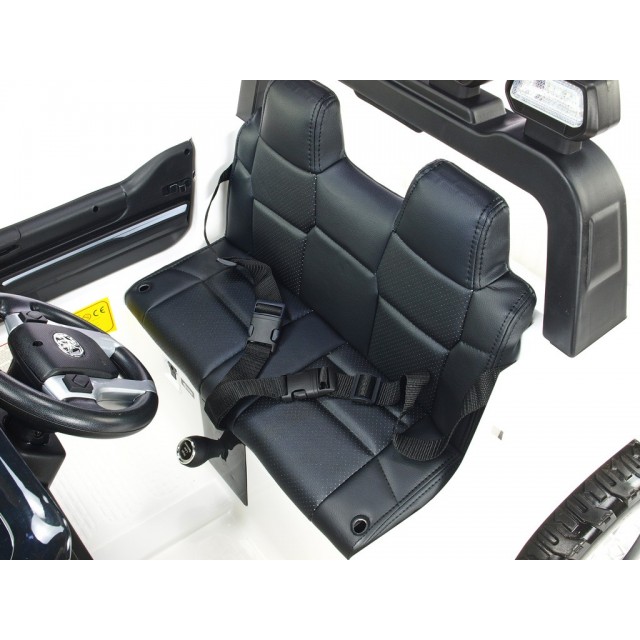 Elektrický džíp Toyota Tundra, stredná veľkosť, dvojmiestna