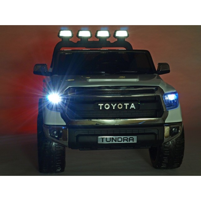 Elektrický džíp Toyota Tundra, stredná veľkosť, dvojmiestna