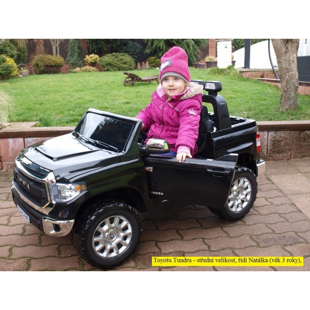 Elektrický džíp Toyota Tundra, stredná veľkosť, dvojmiestna