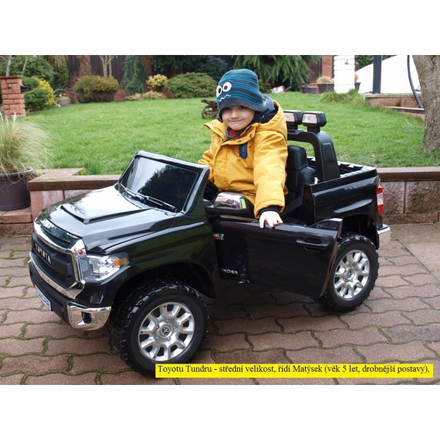 Elektrický džíp Toyota Tundra, stredná veľkosť, dvojmiestna