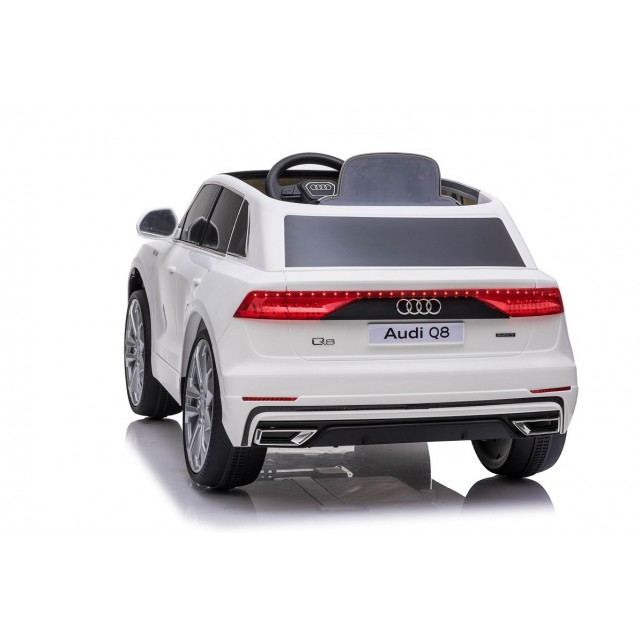 Audi Q5 NEW Policie