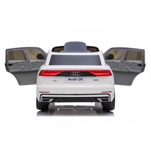 Audi Q5 NEW Policie