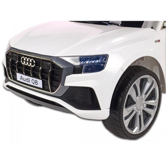 Audi Q5 NEW Policie