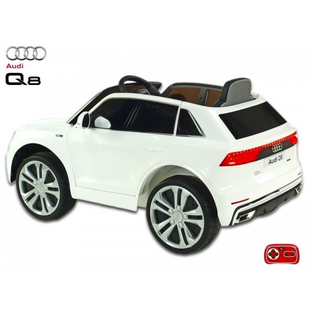 Audi Q5 NEW Policie