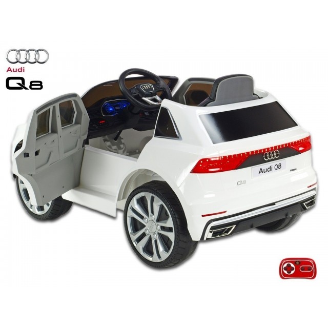 Audi Q5 NEW Policie