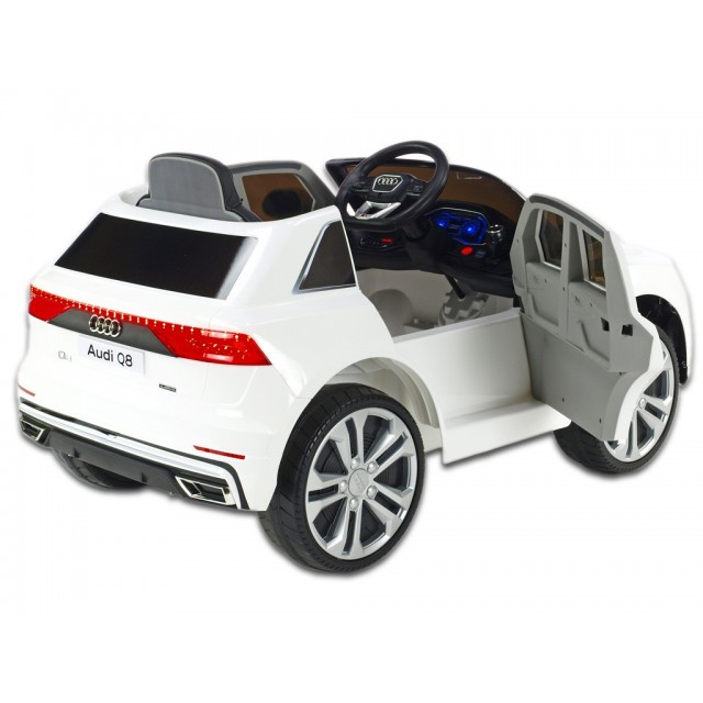 Audi Q5 NEW Policie