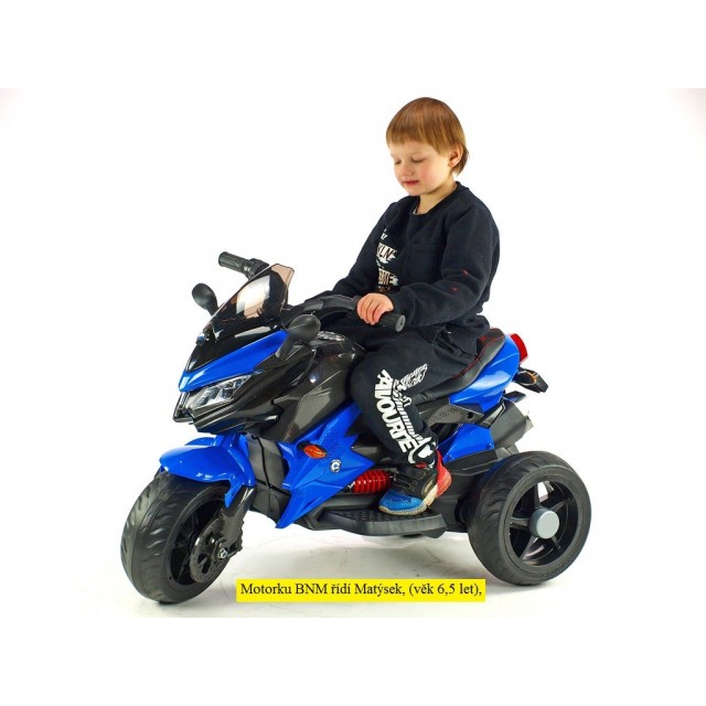 Cestovná motorka BNM s plynovou roväťou