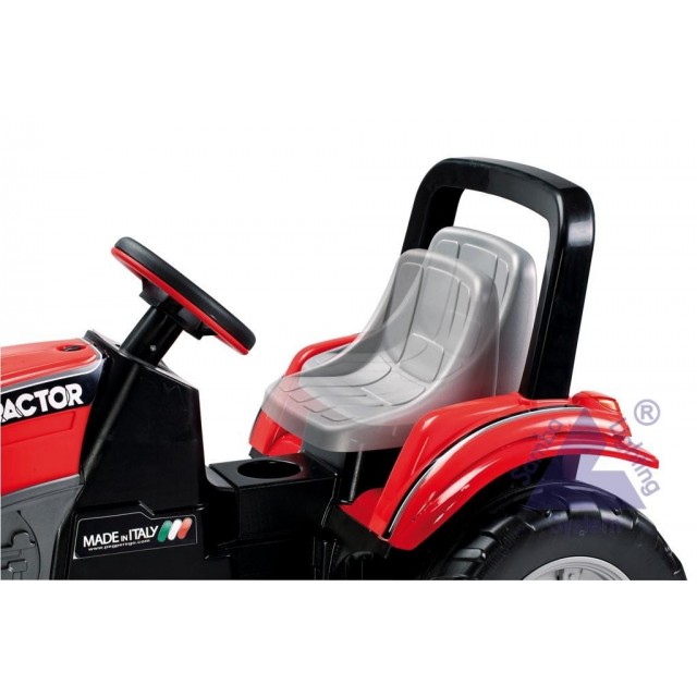 PegPerego Maxi Diesel Tractor s vlečkou