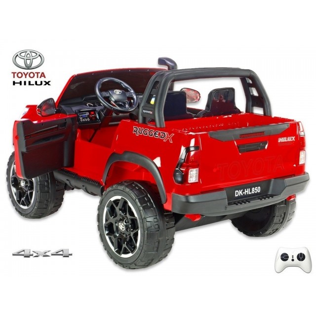 Toyota Hilux Rugged-X s 2.4G, 4x4 dvojmiestná