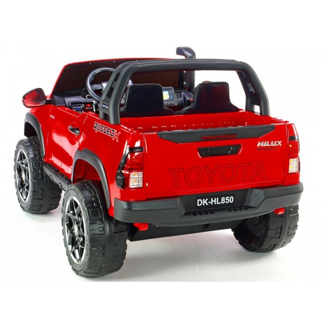 Toyota Hilux Rugged-X s 2.4G, 4x4 dvojmiestná