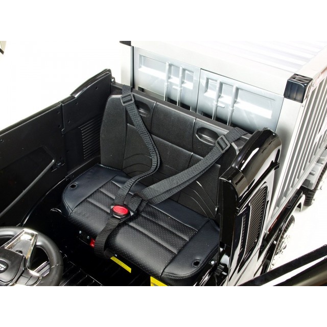 Kamión Truck Champion s návesom a kontejnerom