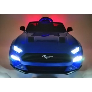 FORD MUSTANG 5.0 GT - LAKOVANÉ MODRÉ drift