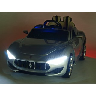 Maserati Alfieri s 2,4G, strieborná metalíza