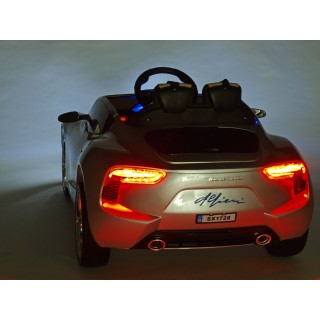 Maserati Alfieri s 2,4G, strieborná metalíza