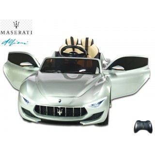 Maserati Alfieri s 2,4G, strieboná metalíza