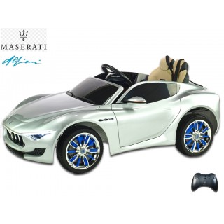 Maserati Alfieri s 2,4G, strieboná metalíza