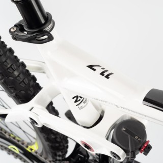Horský celoodpružený elektrobicykel e-Full 11.7 (2022) 18"