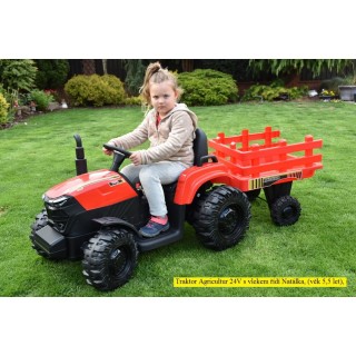 Traktor Agricultur farm s vlekom 2,4G, 24V / 2x200W, zelený
