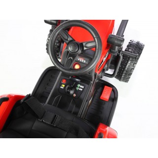 Elektrický traktor s funkčnou nakladaciou lyžicou