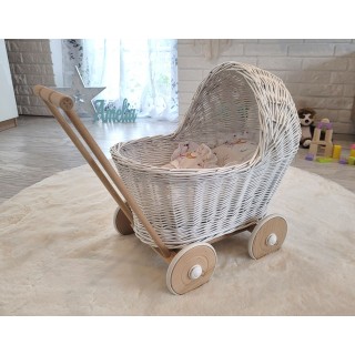 Prútený kočík pre bábiky Wicky