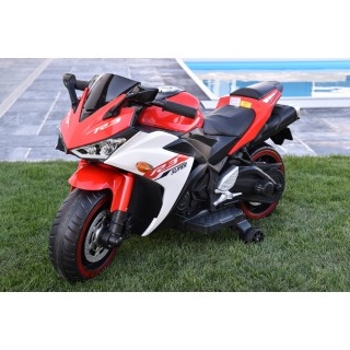 Cestná motorka Ninja R3 s plynovou rukoväťou a nožnou brzdou