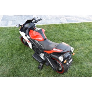 Cestná motorka Ninja R3 s plynovou rukoväťou a nožnou brzdou